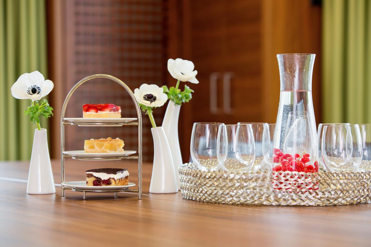 Hotel-Restaurant Distlerhof Leinburg Экстерьер фото