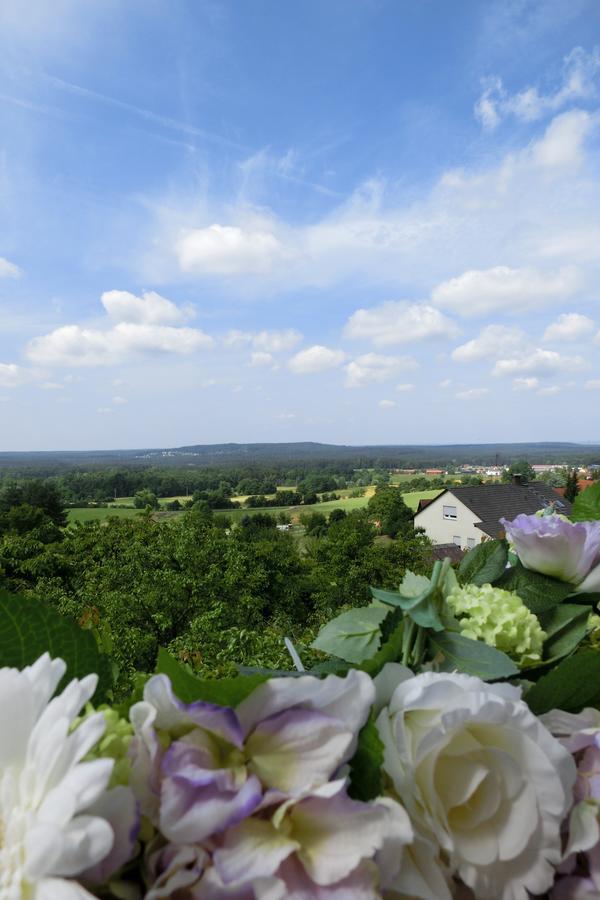 Hotel-Restaurant Distlerhof Leinburg Экстерьер фото